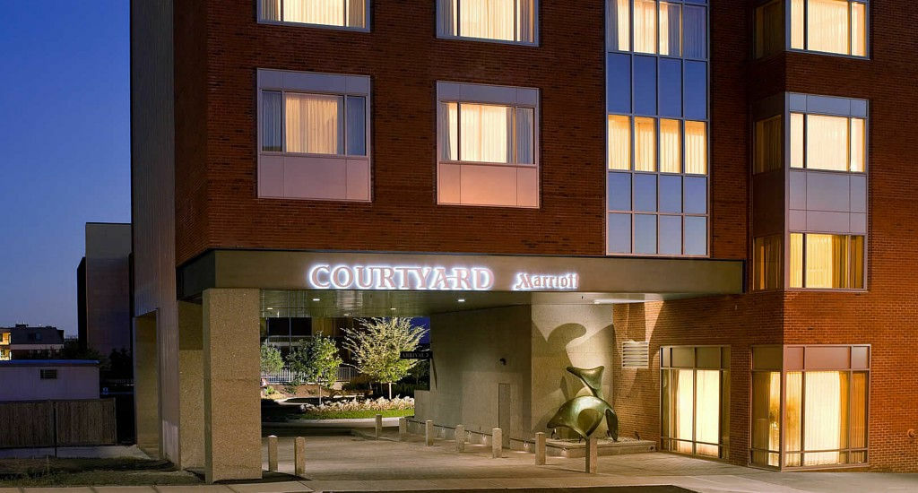 Hotel Courtyard Burlington Harbor Zewnętrze zdjęcie